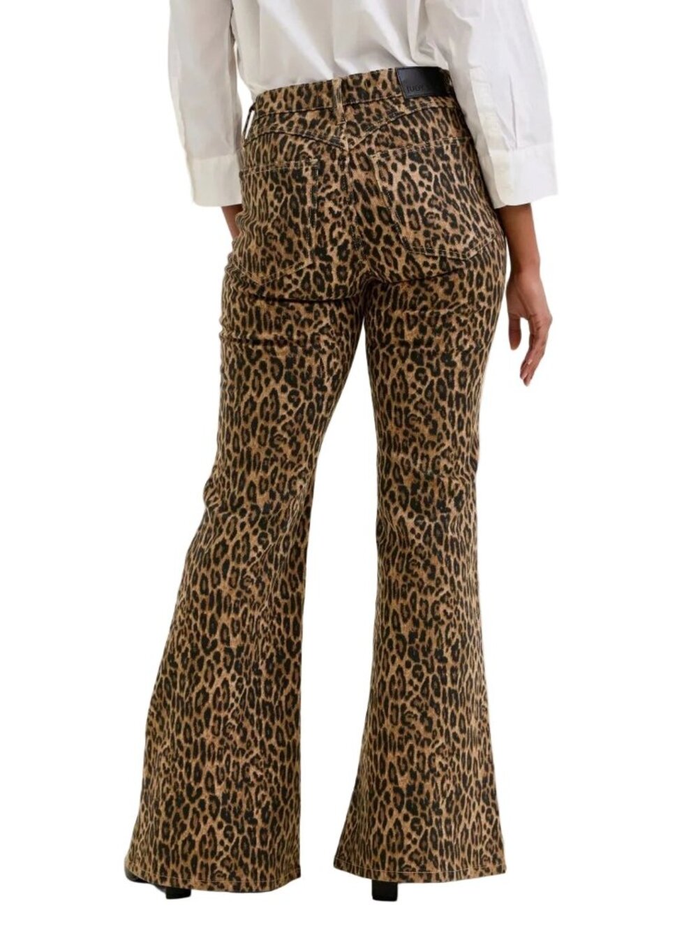 Judy Blue Jacqueline Mid-Rise Slim Fit Wide Flare Leg Denim Leopard Jean Pants - Picture 8 of 10